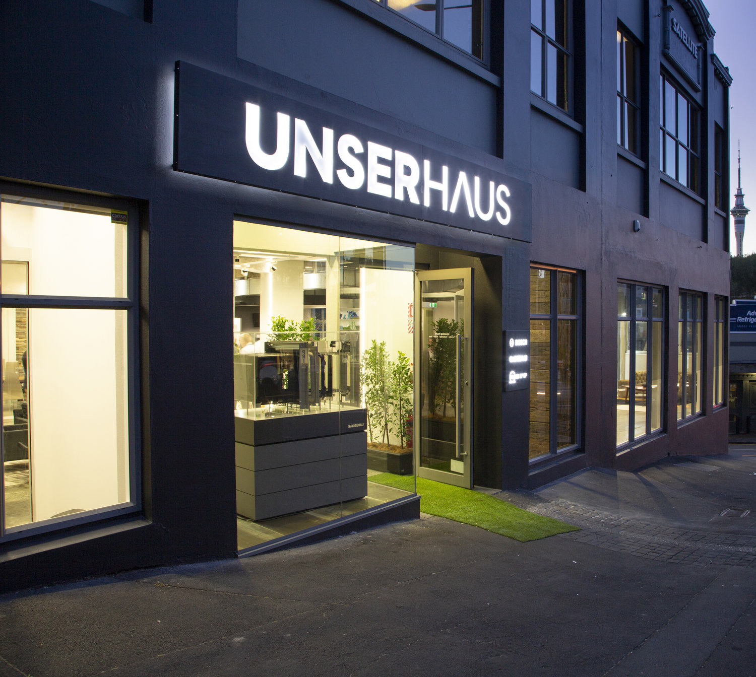 UnserHaus+front